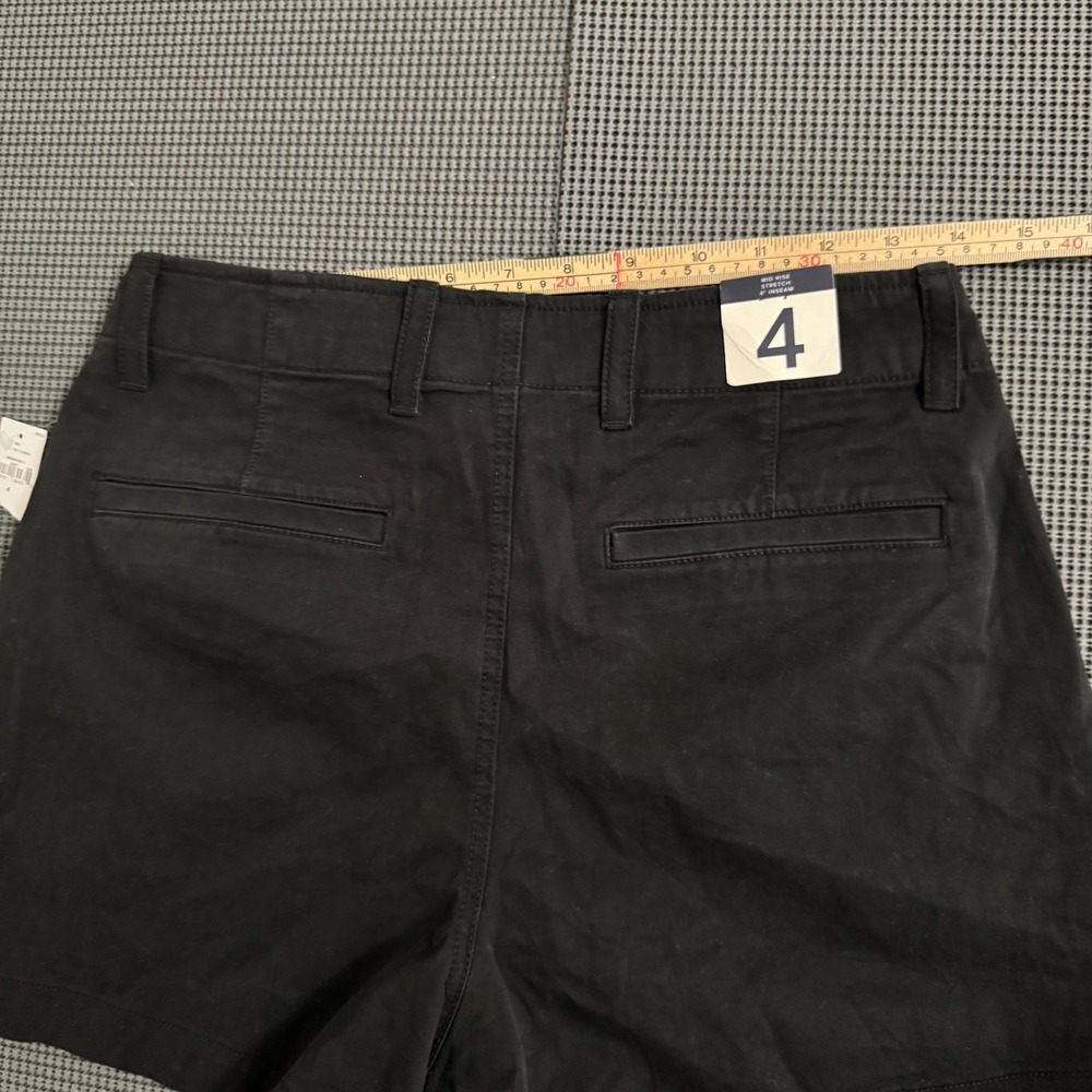 Gap Downtown Khaki Shorts Black Mid Rise Size 4 New With Tags - Picture 6 of 6